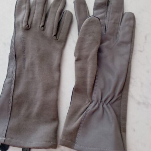 Pentagon fireproof work gloves like new