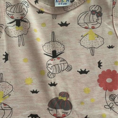 Dresses used for 4-5 years old, pack of 3 pieces