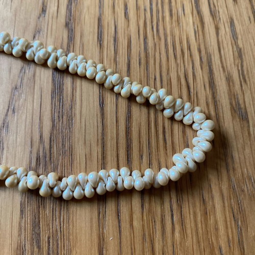 Pearl necklace used, vintage