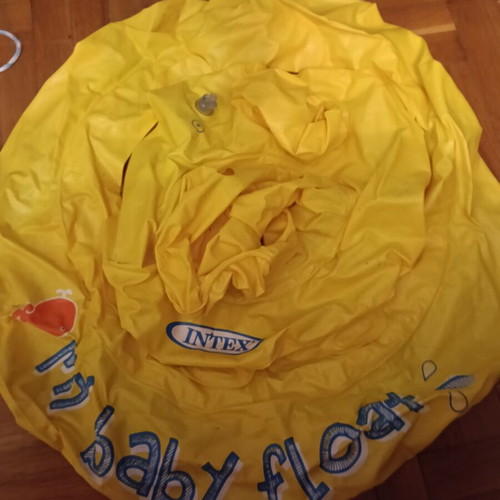 Child's life jacket size 4, like new