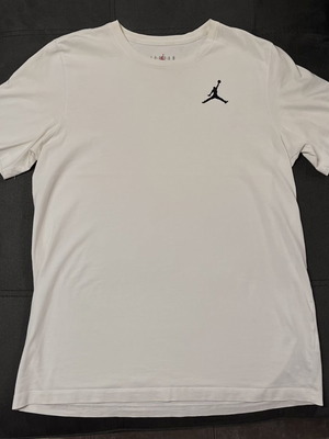 Jordan white slim fit T-shirt size L