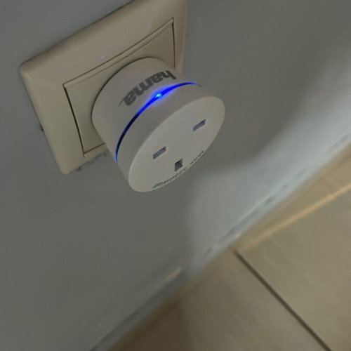 Hama power adapter like new for Greek sockets with international plug