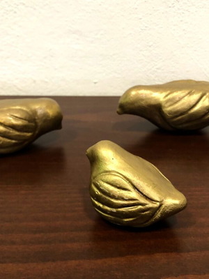 Decorative paperweights set used