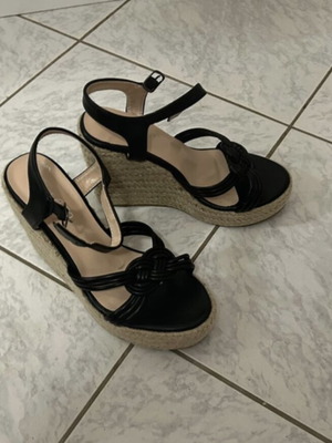 Platform sandals like new, black and beige, size 37