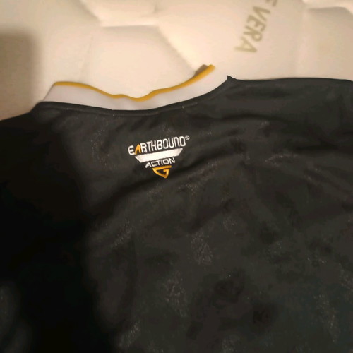 Tshirt Earthbound NoL college style like new, black, size L