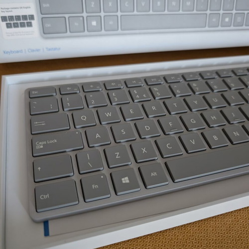 Microsoft Surface UK Key Layout Wireless Keyboard like new, silver