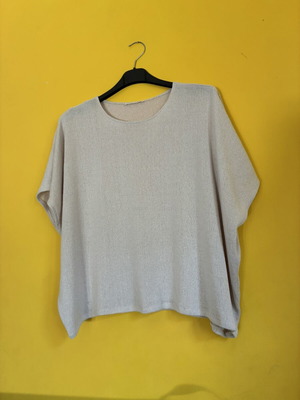 Zara Cream Fine Knit Oversized Top Size L, like new