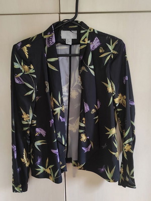 H&M open vest faux silk satin like new, black multicolor