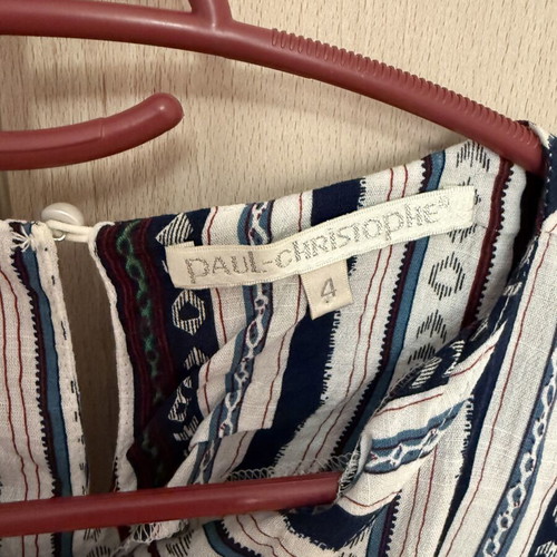 Blouse size 4 like new, multicolored