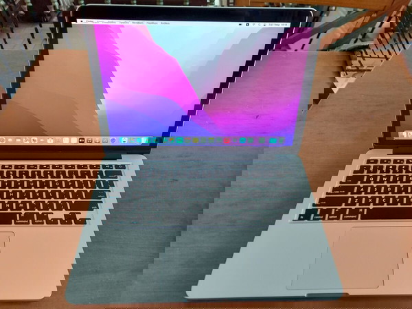 MacBook Pro 13,3" A1502 Retina