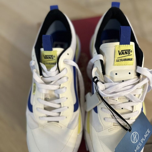 Vans Ultrarange sneakers size 43, white