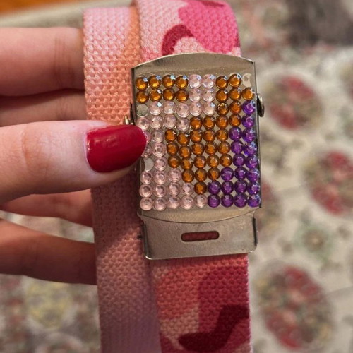 Pink camouflage belt used with rhinestones, size 105