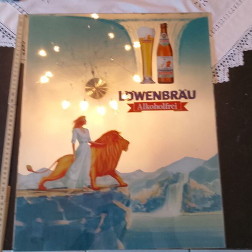 Antique Lowenbrau beer glass advertising 1980-85 like new