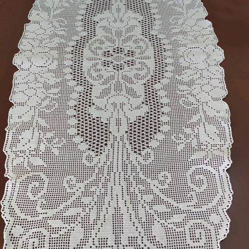 Handmade table runner new 110x50 fully hand crocheted