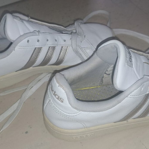 Children's women's shoes used