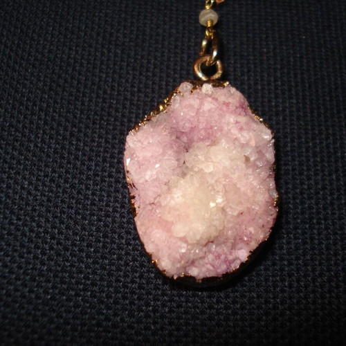 Rockcaundy necklace like new