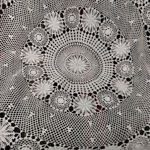 Handmade knitted round tablecloth new, diameter 165x165 cm