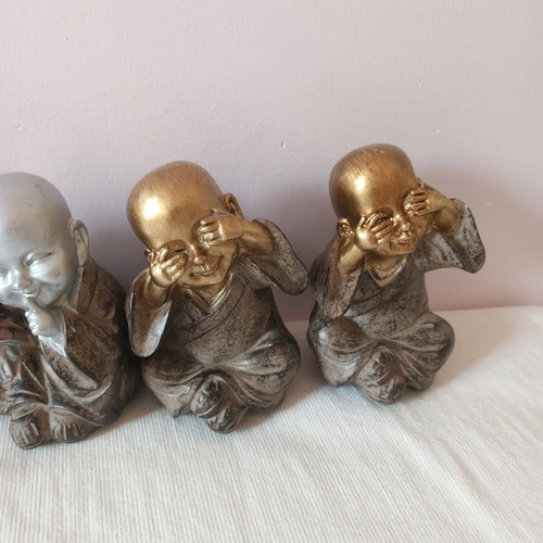 Buddha statues used, set of 5, height 15 cm
