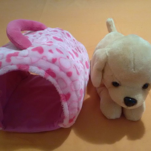 Stuffed dogs used with suitcases