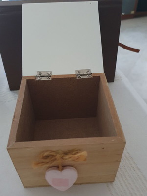 Wooden jewelry box 10cm x 10cm new