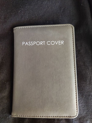 Passport holder, gray