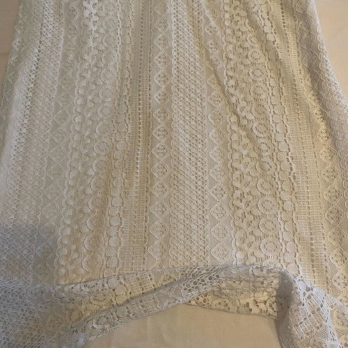 Monti white dress like new size medium