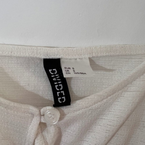H&M top white thin fabric like new