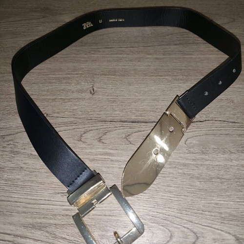 ZARA Leather Belt Used With Gold Buckle And Metal Tip Size 85 Black