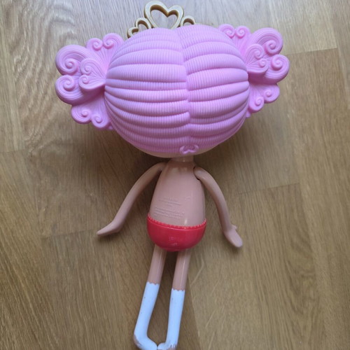 Lalaloopsy Queenie Red Heart Doll used, rare collectible 33cm