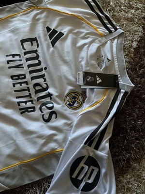 Adidas x Real Madrid jersey new, size M, white