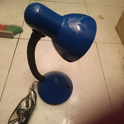 desk lamp