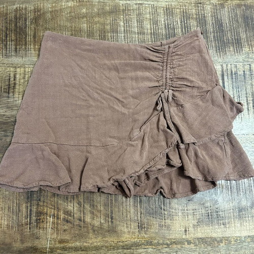 Stradivarius brown ruffle skort, size 38
