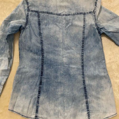 Women's denim style shirt like new, size M