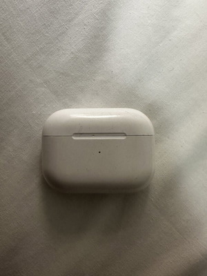 Apple AirPods for repair, used