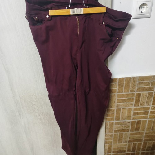 Elastic women's pants, burgundy, zipper front, casual style