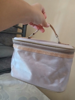 Libresse toiletry bag slightly used, beige