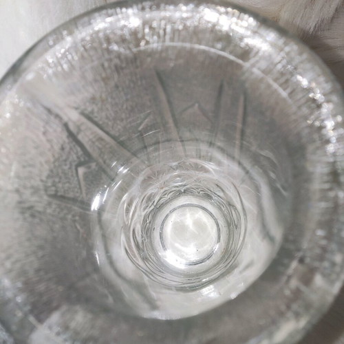 Vintage Italian Fidenza vase 1980 like new, pressed glass