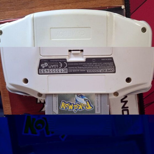 Gameboy Advance white used with link cable and box