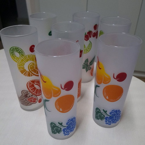 Set of 7 glass glasses for soft drinks like new with fruit designs