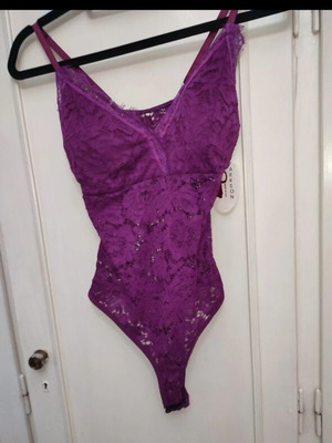 Lace bodysuit Parkson new, magenta purple, made in Italy