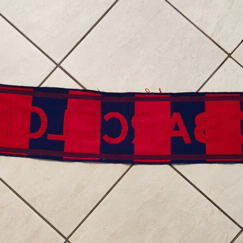 FC Barcelona scarf used with hologram since 1899
