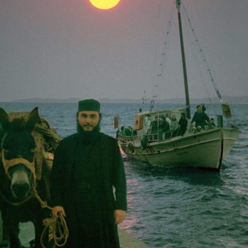 Βιβλίο Άγιον Όρος καινούργιο, αριθμημένο και υπογεγραμμένο από τον καλλιτέχνη