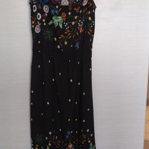 Esquivo long floral maxi dress like new, black multicolor, size M-L