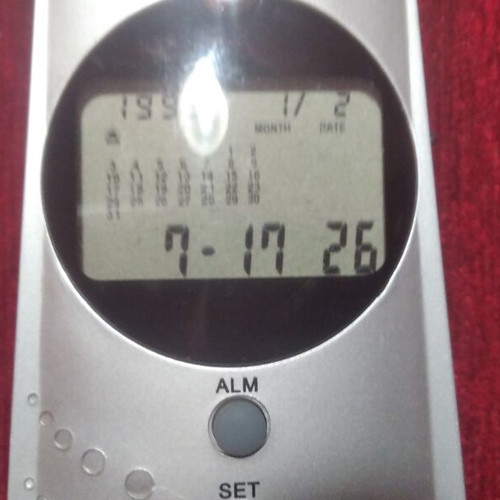 Radio transistor with clock, date and alarm like new 1980-1990 with batteries