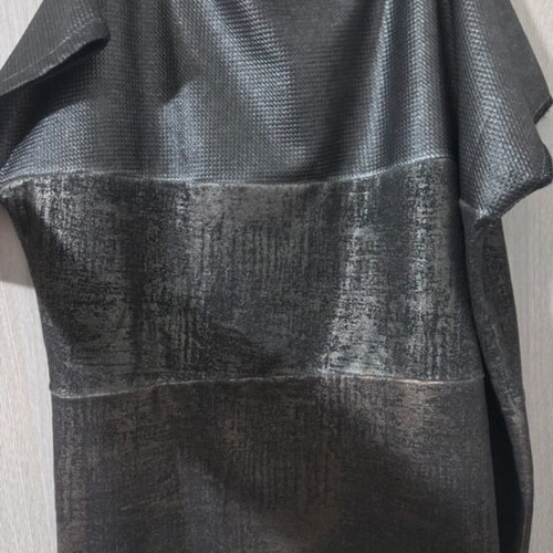 Lotus Eaters metallic blouse like new, gray, size S
