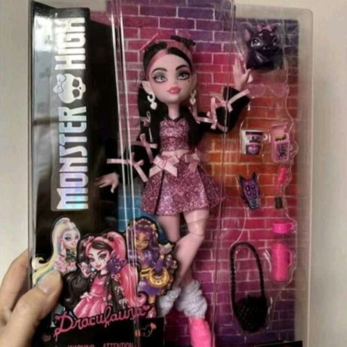 Monster High Draculaura G3 doll brand new