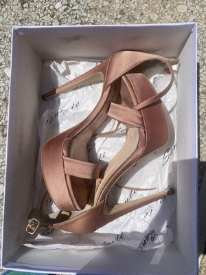 Sante satin pink nude stilettos like new, size 39, 13 cm heel