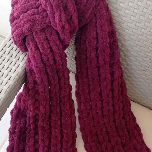 Handmade Alize Puffy Scarf burgundy, made to order