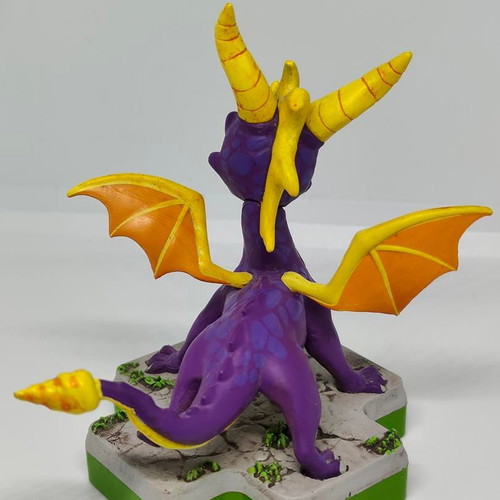 Spyro The Dragon Totaku Collection 10cm figure hand-painted like new