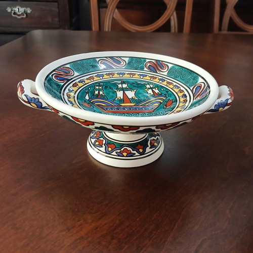 Handmade collectible ceramic bowls from Rhodes by D. Vassilopoulos, like new, set of 2
